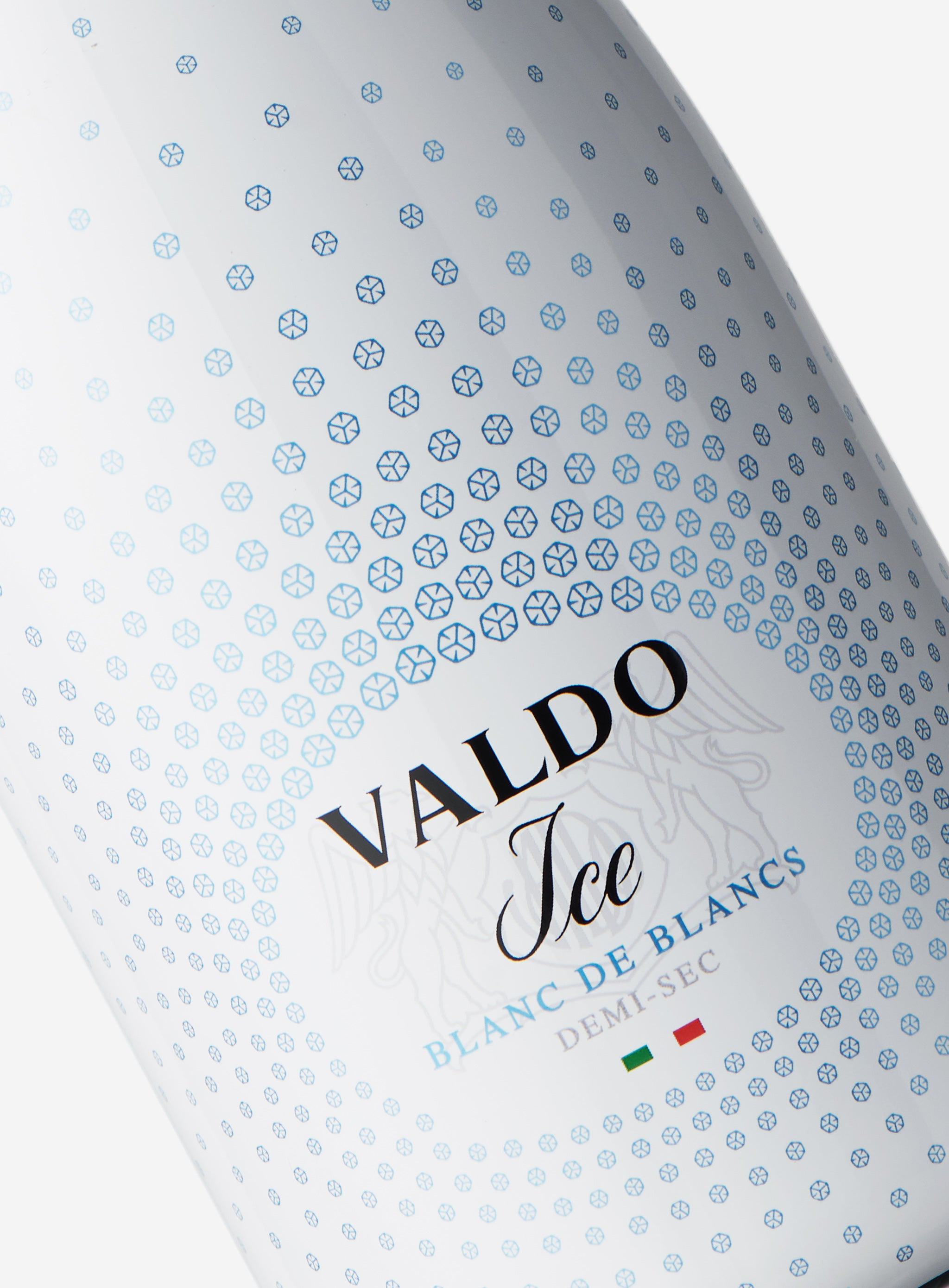 valdo-ice-blanc-de-blancs-demi-sec-75-cl-spumante-sur-glace image 2